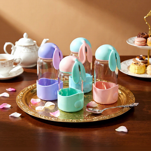 Prix de Gros Gouttes d'Eau en Verre pour Enfants avec Logo Personnalisé, Mignon Petit Lapin, pour l'Extérieur - Product Image 1