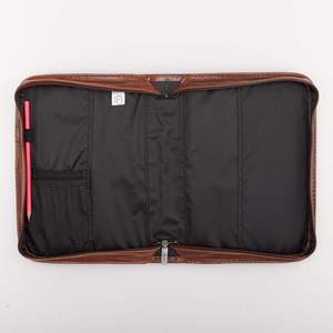 Muestra Gratuita de Bolsa de Transporte para Biblia de Iglesia, Personalizada para Mujer, de Fieltro, con Cruz Tallada para Niñas - Product Image 2