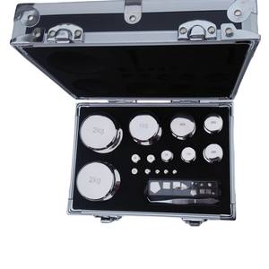 Veidt Wiegen <span class=keywords><strong>OIML</strong></span> <span class=keywords><strong>E2</strong></span> F1 F2 M1 <span class=keywords><strong>1mg</strong></span>-200g <span class=keywords><strong>1mg</strong></span>-500g <span class=keywords><strong>1mg</strong></span>-<span class=keywords><strong>1kg</strong></span> <span class=keywords><strong>1mg</strong></span>-2kg <span class=keywords><strong>1mg</strong></span>-5kg Kali brier gewichte im Edelstahl maßstab Massen stücke - Product Image 3