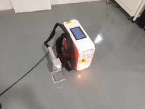 Machine de découpe laser CO2 mini 2024, prix d'usine Chine, portable pour le décapage de la rouille, le marquage et la découpe sur le bois et l'aluminium - Product Image 3