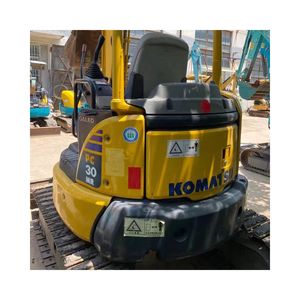 Excavatrice Komatsu PC30MR d'occasion, pour fondations résidentielles, maintenance de pipelines, démolition à petite échelle, faibles émissions, économie de carburant - Product Image 1