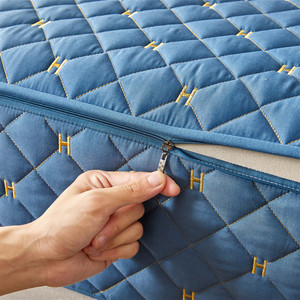 Drap-housse matelassé 6 faces à couverture intégrale antidérapant 720 °   Protège-<span class=keywords><strong>matelas</strong></span> tout usage anti-poussière brodé pour la maison et l'hôtel - Product Image 4