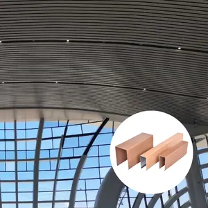 商業ビル室内装飾用のモダンなスタイルのアルミニウム3D波状不規則ストリップバッフル天井パネル
