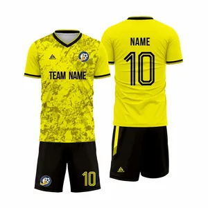 Pakaian Olahraga Pria Seragam Klub Sepak Bola Desain Gratis Pakaian Sepak Bola Kustom Sublimasi Jersey Sepak Bola Set untuk Klub