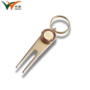 Outil de réparation de divots, cadeaux promotionnels, forme personnalisée, logo, signalétique, fourche de golf - Product Image 3