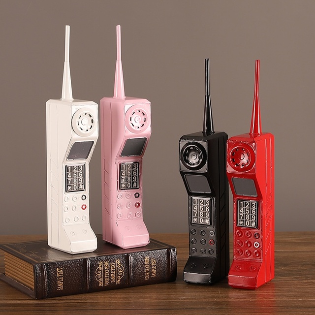 Modern Metal Art Mobile Decoration Hong Kong Style Telephone 7080 Nostalgic Photography Props Handicraft