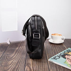 Borsa a Tracolla da <span class=keywords><strong>Uomo</strong></span> Personalizzata con Logo del Marchio e Tasca Frontale, Design Vintage in Pelle PU Resistente di Guangzhou - Product Image 3