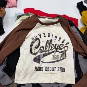 Venta al por mayor Camiseta larga de Mujer Africana Traje diario elegante y cómodo - Product Image 3