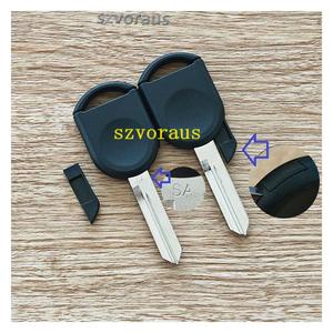 高品質FO-RDトランスポンダーキー（ロゴなし）FO38R 4D63（40ビット）チップ、ブレードに「SA」刻印入り、カーキーアクセサリー卸売 - Product Image 4