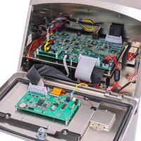 Machine de marquage jet d'encre IPS-B600 T à performance stable, machine de codage CIJ pour la date de production et le numéro de lot sur bouteilles en plastique PET et en carton