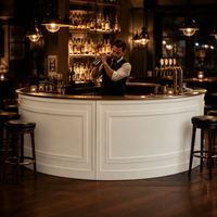 Table de bar ronde moderne en bois massif noir, comptoir de service pour événements de luxe en plein air et locations de fêtes - Utilisation commerciale durable