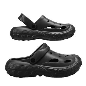 Мужские сабо, летние, новая модная модель, повседневные, с толстой нескользящей подошвой, закрытые, для сада и пляжа, увеличивающие рост, с мягкой подошвой - Product Image 1