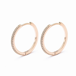 Pendientes de Aro en Oro Rosa con Diseño Geométrico y Engaste de Canal, Joyería de Moda - Product Image 1