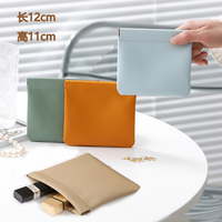 Pochette cadeau pour montre en cuir PU avec logo gaufré personnalisé et fermeture magnétique Petit emballage Sac de montre en cuir pour bijouterie