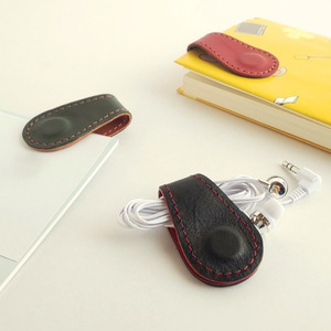 Creative custom leather <b>bookmarks</b>, versatile bag pocket holders, simple and stylish leather cord winders. - Product Image 3