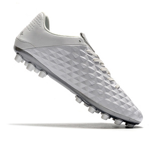 <span class=keywords><strong>Scarpe</strong></span> <span class=keywords><strong>da</strong></span> Calcio <span class=keywords><strong>per</strong></span> Bambini, Personalizzabili, con Tacchetti AG <span class=keywords><strong>per</strong></span> Campi in Erba Sintetica, Ultimo Design - Product Image 2