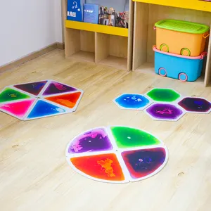 儿童游戏室彩色3D液体地板花式地毯瓷砖无毒乙烯基感官教育益智液体瓷砖30厘米