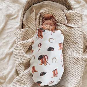 100% coton mousseline 2 couches armure couverture Ultra doux respirant blanc Western Cowboy bottes chapeaux imprimer bébé poussette couverture - Product Image 6