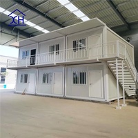 Maisons conteneurs modulaires préfabriquées de luxe portables XH pour familles multiples avec salon