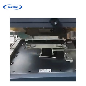 Machine de découpe et de pliage à chaud entièrement automatique Nantong NT-600, taille de papier maximale 500x600mm, 2000 feuilles par heure - Product Image 2
