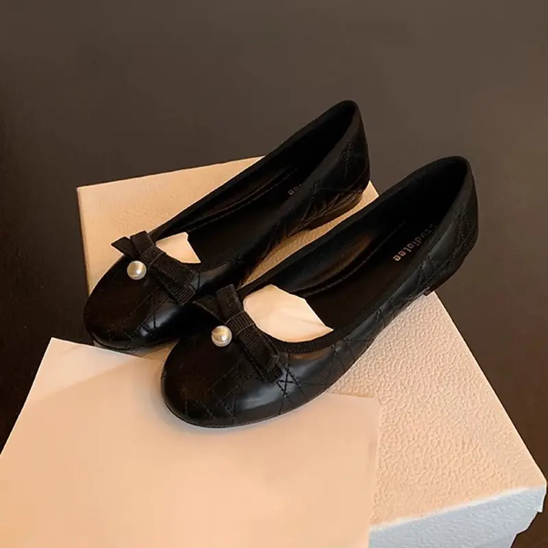 3386-16 फैशन बोनॉट महिलाओं के सिंगल जूते, गोल सिर वाले शैलो माउथ महिलाओं के फ्लैट जूते, बड़े आकार के महिलाओं के कैजुअल जूते