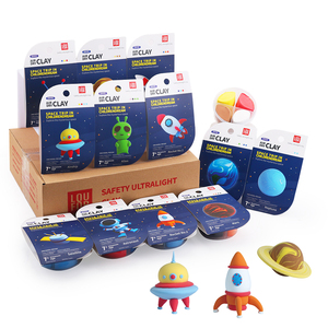 Kit de Arcilla Seca al Aire No Tóxica con Temática Espacial: Cohete, Extraterrestre, Planeta - Kit de Manualidades DIY, Juguete Educativo Seguro para Niños, para un Viaje de Ensueño Infantil - Product Image 5