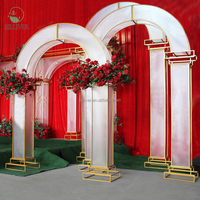 Arche de mariage 3D en métal avec membrane blanche et structure dorée, support de piliers pour décoration de mariage