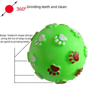 Prodotti interattivi per la riproduzione di animali domestici stampa zampa in vinile squeaky cane palla giocattolo per la casa cane masticare i prodotti per animali domestici - Product Image 2