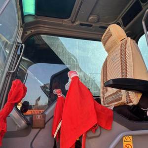 รถขุดตีนตะขาบ Volvo E290 มือสองคุณภาพสูง 29 ตัน เครื่องยนต์ เกียร์ มอเตอร์ ปั๊ม กำลัง 153 กิโลวัตต์ เครื่องจักรก่อสร้าง ราคาถูก ขายดี - Product Image 3