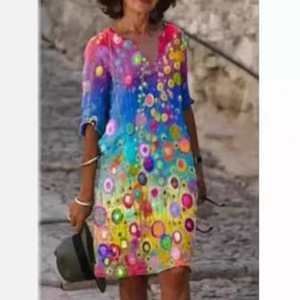 Robe imprimée col en V pour femme, grande taille, style vintage, manches trois-quarts, confortable, tenue de soirée, motif noir et or - Product Image 2