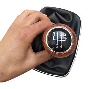 Pommeau de levier de vitesse en cuir grain de bois, boîte de vitesses manuelle 5 vitesses pour Volkswagen Golf 4 Bora GTI - Product Image 4