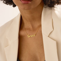Collier personnalisé avec nom, pendentif en acier inoxydable plaqué or 18 carats, cadeau d'anniversaire pour elle, cadeau de fête des mères pour maman, bijoux