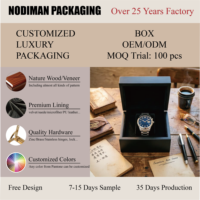 Boîte à montre en bois noir brillant avec insert en mousse, logo personnalisé, boîte carrée à charnière pour la présentation de montres en magasin et les cadeaux de luxe