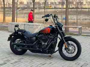 Chaqueta Completa para Motocicleta Harley1 <span class=keywords><strong>Street</strong></span> <span class=keywords><strong>Fighter</strong></span> de 22 Años, 114 Pulgadas Cúbicas, 1745 cc, Equipada con Escape Cobra de Manillar Alto - Product Image 2