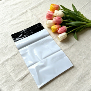 Custom Size Custom Color Poly Mailers OEM Wholesale Self Seal Mailing Bags For Personalized Brand Packaging - Product Image 1