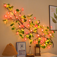 Décoration murale lumineuse LED en rotin flexible, motif feuilles d'érable romantiques, roses et papillons