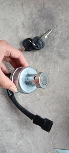 Pièces de rechange d'origine compatibles LGMC de haute qualité pour machines de construction 21E610430, interrupteur d'allumage Hyundai - Product Image 2