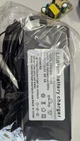Chargeur 12.6V 13.6V 14.6V 42V 1A/2A/3A, adaptateur de tension et de courant personnalisés