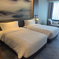 Meubles complets de qualité supérieure, élégants, luxueux, confortables et écologiques pour hôtel 5 étoiles Hilton