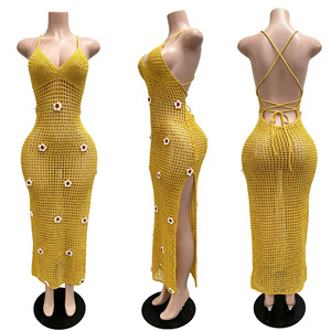 Robe longue d'été en crochet pour femme, avec appliques florales 3D, bretelles spaghetti, col en V, fente haute, paréo de plage - Product Image 6