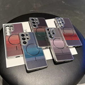 Fundas para Teléfono <span class=keywords><strong>de</strong></span> PC con Diseño <span class=keywords><strong>de</strong></span> Fibra <span class=keywords><strong>de</strong></span> Carbono y Recubrimiento <span class=keywords><strong>de</strong></span> Color para <span class=keywords><strong>Samsung</strong></span> Galaxy S24 S25 Ultra, Carga Magnética, Resistentes a Impactos - Product Image 4