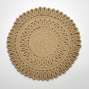 Tapis de table de cuisine classique en coton tressé en forme de fleur, épaissi, isolé, écologique et personnalisable - Product Image 5