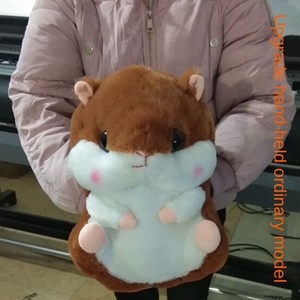 Couverture d'oreiller ours en peluche super douce poupée en peluche chauffe-mains voiture <span class=keywords><strong>coussin</strong></span> à double usage climatisation couette cadeaux de vacances - Product Image 6