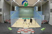 Terrain de squash panoramique préfabriqué en verre MCG Worldwide Supply |   Système de terrain de sport portable prêt à l'emploi avec assistance à l'installation