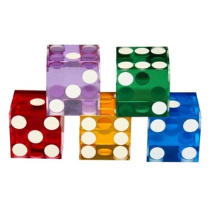 Dados de precisión personalizados de color claro 19mm Color acrílico D6 dados personalizados grabado Craps juego de <span class=keywords><strong>5</strong></span> con puntos blancos - Product Image 1