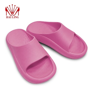 Sandales tendance en EVA à semelle épaisse, couleurs personnalisées, vente en gros, sandales à plateforme souple, tongs décontractées de plage - Product Image 2