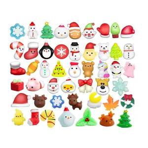 크리스마스 스트레스 해소 질퍽한 장난감 미니 귀여운 카와이 TPR 부드러운 모찌 질퍽한 동물 아이들을위한 질퍽한 피젯 장난감 랜덤 스타일