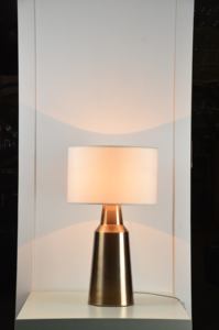 Fabricant fourniture en gros de lampe de bureau moderne et classique pour hôtel salon design de bouteille créatif <span class=keywords><strong>par</strong></span> force d'origine - Product Image 2