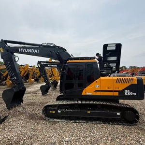 Excavadora de cadenas usada HYUNDAI HX220HD, la más vendida, en excelentes condiciones, ahorro de combustible, funcionamiento suave, para movimiento de tierras e infraestructura. - Product Image 2