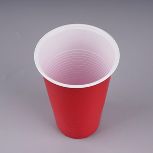 Wholesale Disposable Oem Colorful Custom 18oz Red White <b>Plastic</b> <b>Cups</b> for Holiday Celebration Carnival Game Outdoor <b>Drinking</b> - Product Image 4